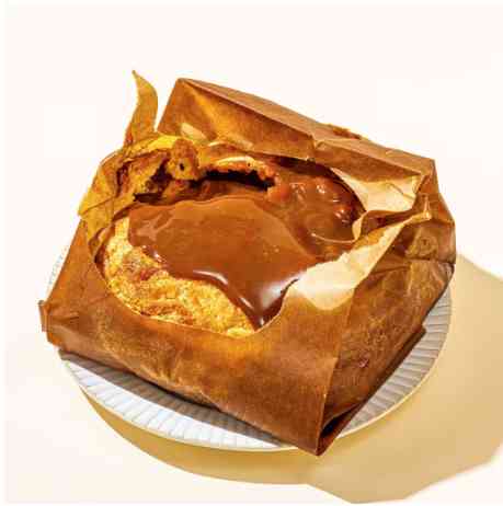 CARAMEL APPLE PIE BAKED IN A PAPER BAG® Image